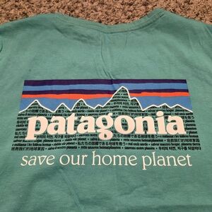 Patagonia Green Graphic Tee